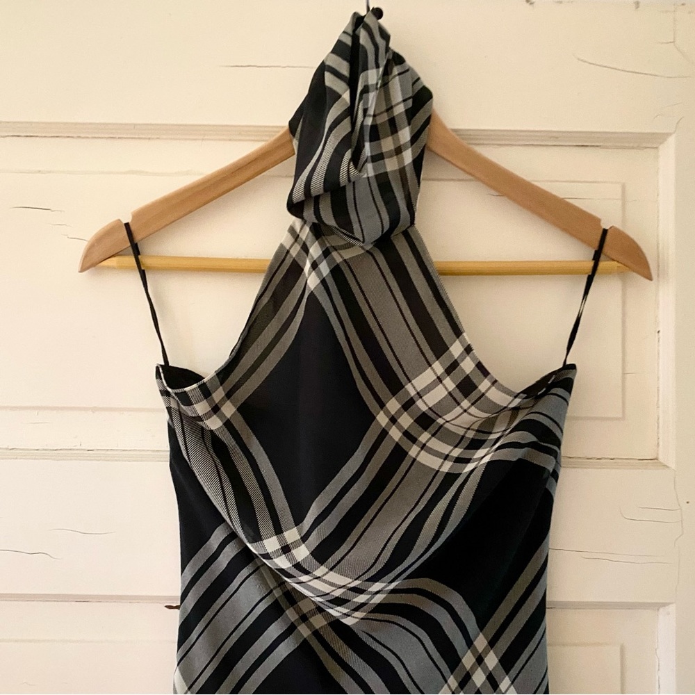 Beautiful black & white dress. Made in spain. See pictures for details. - Picture 2 of 14